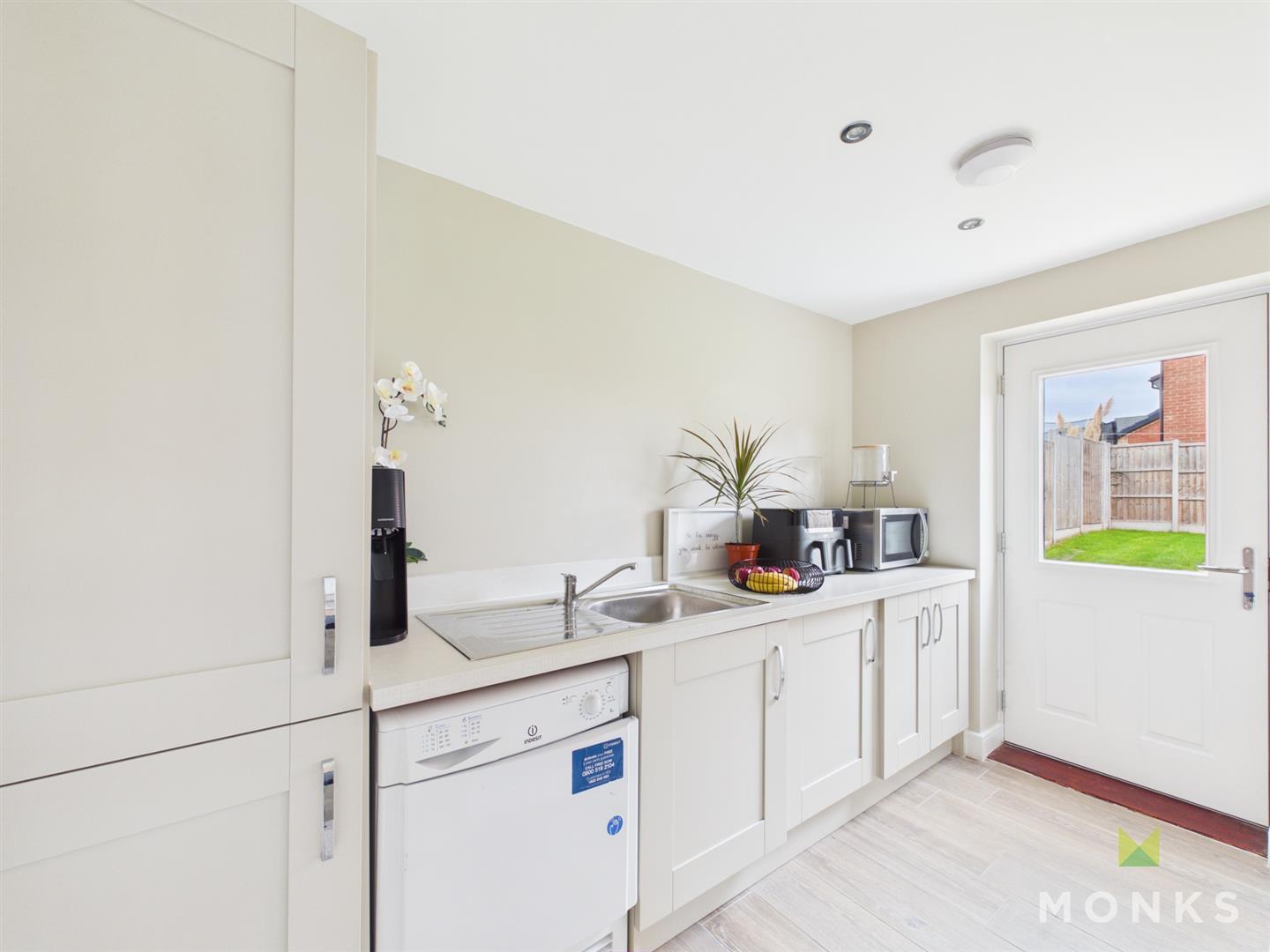 94 Holland Drive, Shrewsbury, SY2 5WA For Sale
